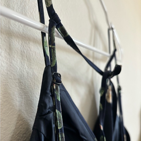 Prom Dress - Picture 3 of 10